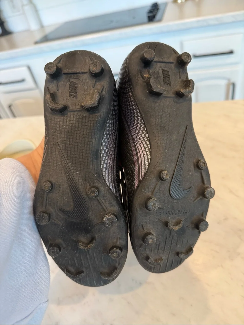 Nike Youth Soccer Cleats 1Y